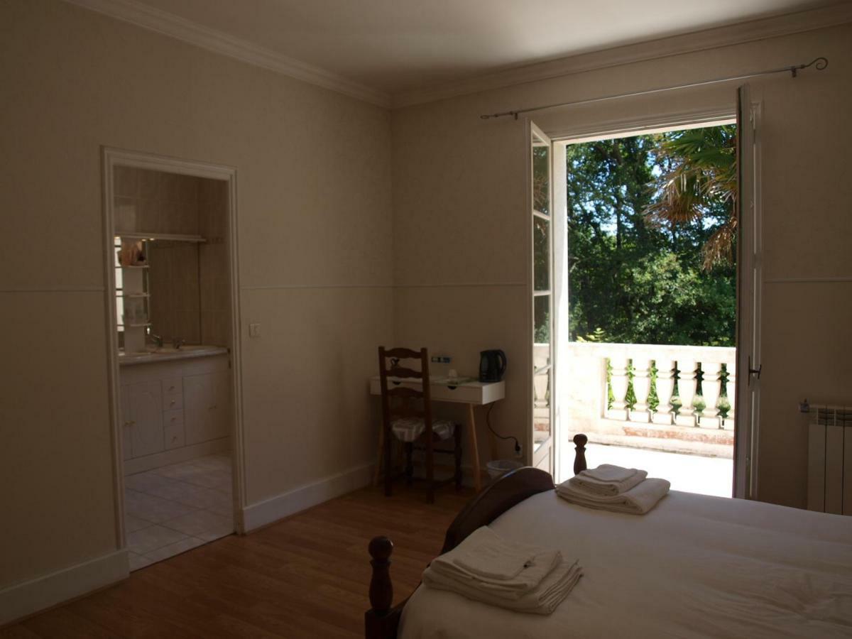 Bed and Breakfast Le Cheminard Feugarolles Exteriér fotografie